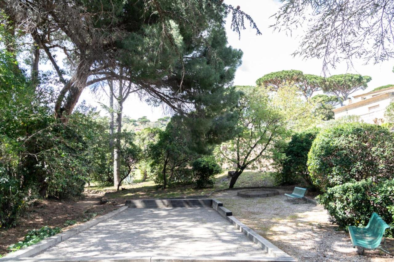 Cosy Studio Just A Stone'S Throw From The Beach Appartement Sainte-Maxime Buitenkant foto