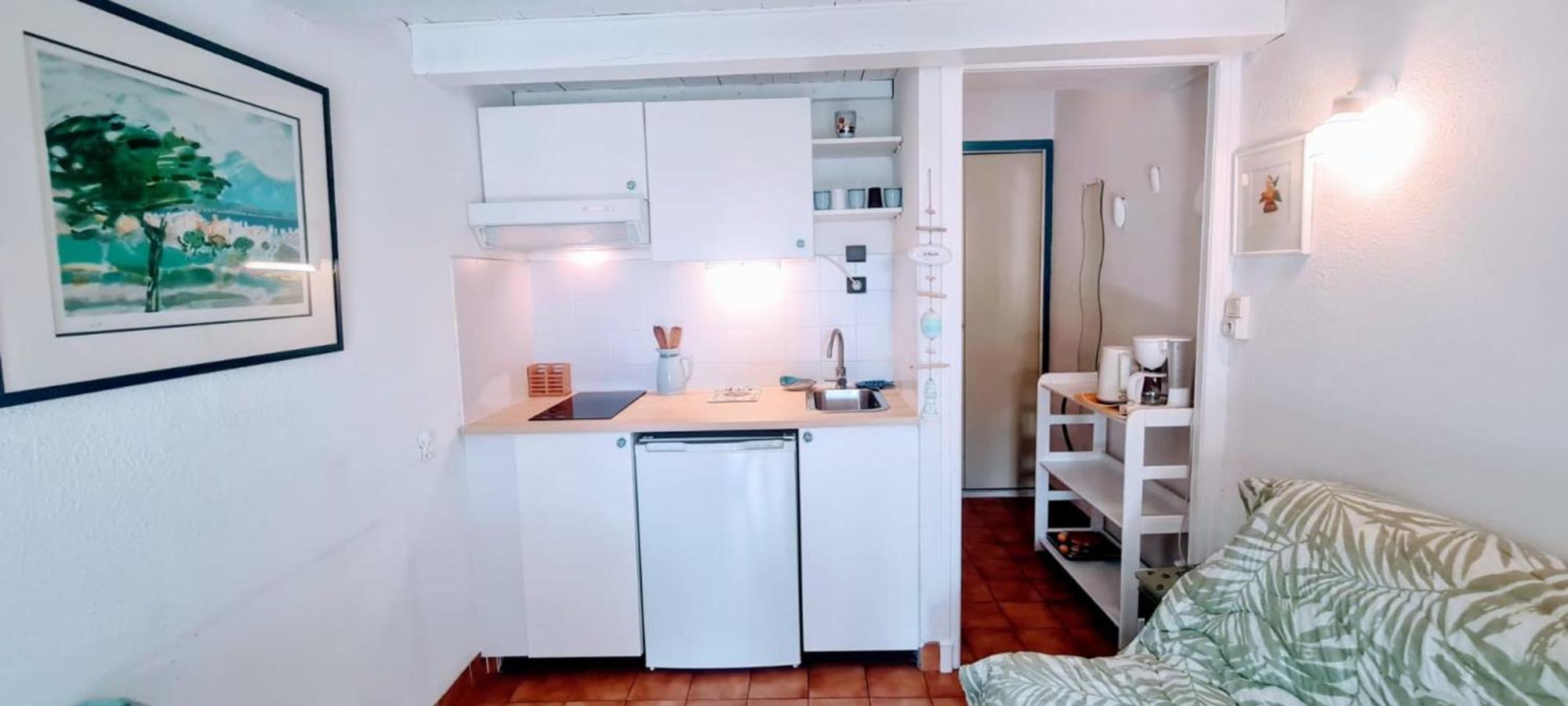 Cosy Studio Just A Stone'S Throw From The Beach Appartement Sainte-Maxime Buitenkant foto